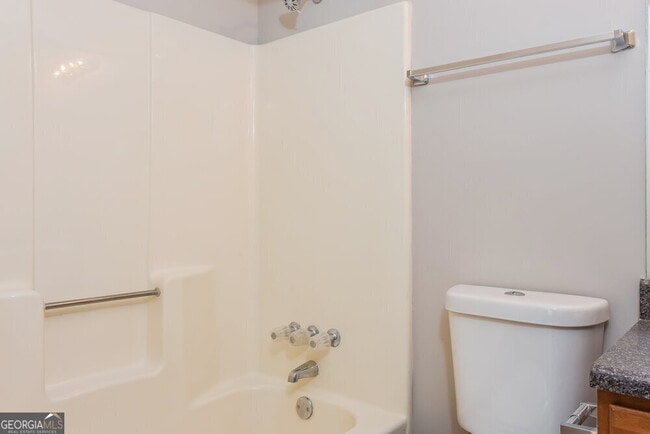 Building Photo - 563 Caloosa Cove SW