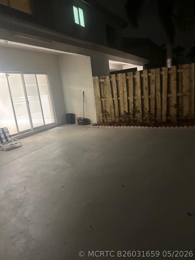 Building Photo - 7324 SW 162nd Ct
