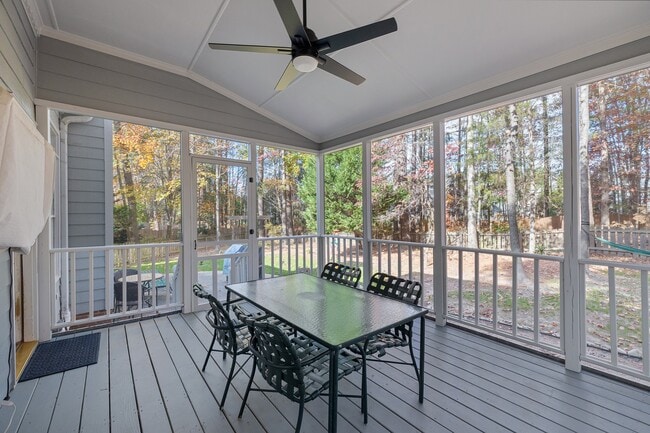 Building Photo - 105 Silverado Trail