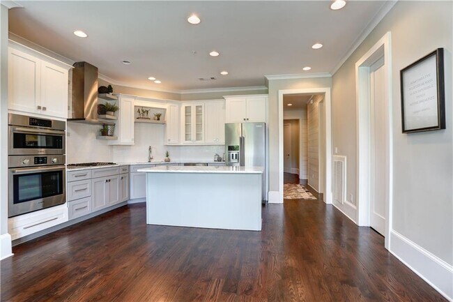 Building Photo - 12600 Marstrow Dr
