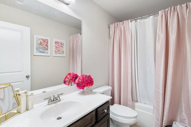 Building Photo - 309 Braemore Mill Dr