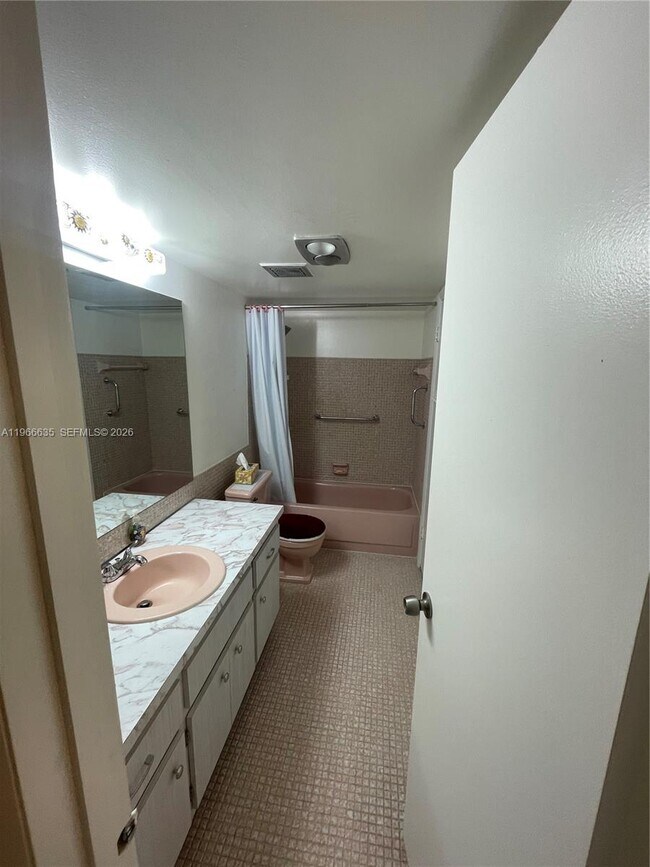 Building Photo - 4881 NW 22nd St