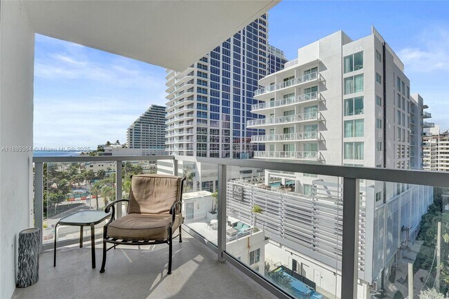 Building Photo - 209 N Fort Lauderdale Beach Blvd
