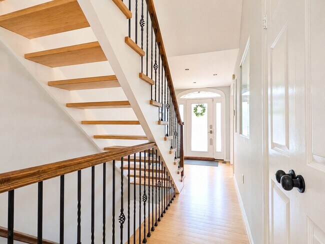 Building Photo - 12117 Gatewater Dr