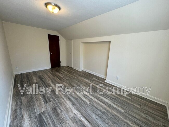 Building Photo - 72 Lyman St