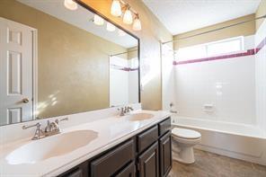 Building Photo - 2623 Cheverny Dr