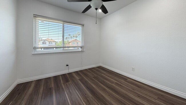 Building Photo - 13632 Cabrillo Ct