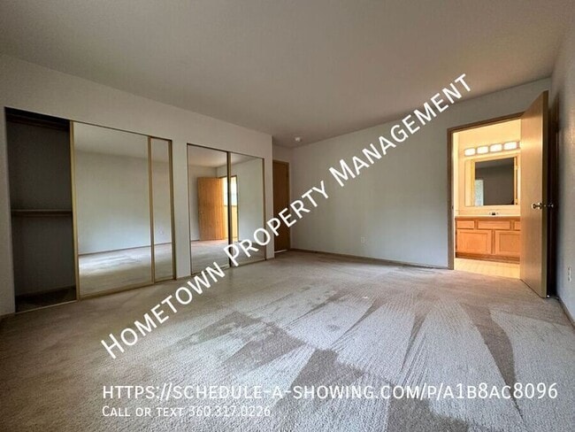 Building Photo - 4403 Chardonnay Dr SE