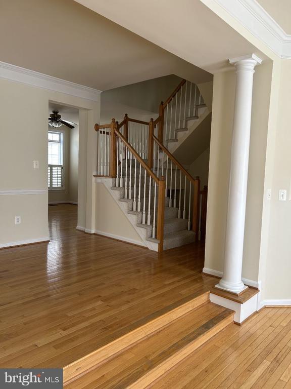 Building Photo - 2822 Laura Gae Cir