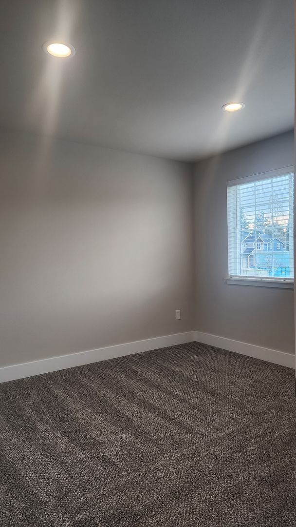 Building Photo - New Construction 4 Bedroom, 2.5 Bathroom Home in Yelm Creek Estates!