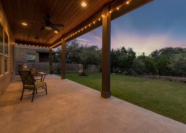 Building Photo - 3001 Tempe Dr