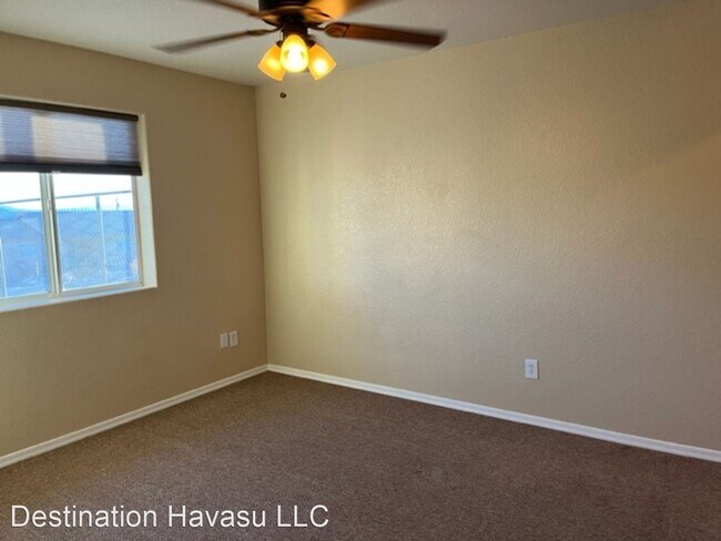 Building Photo - 3 br, 2 bath House - 3240 Medicine Bow Drive