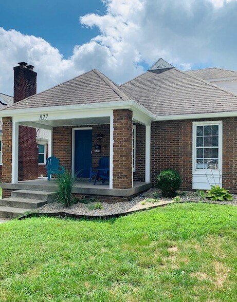 Primary Photo - 827 W 44th St