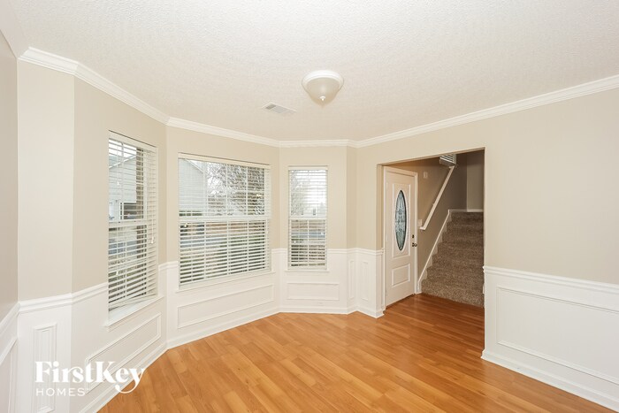 Building Photo - 980 Brisley Cir
