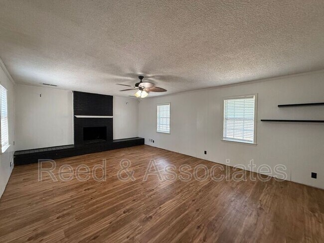 Building Photo - 7179 Pam Dr