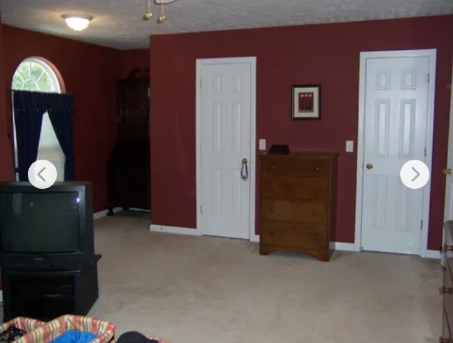 master, 2 closets, work area, full bath (now painted neutral beige) - 2950 Baby Ruth Ln