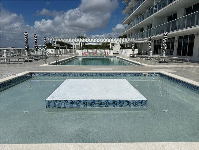 Building Photo - 4250 Biscayne Blvd