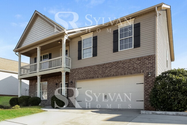 Building Photo - Living where You Love is Good for your Heart!