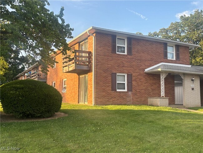Primary Photo - 4725 20th St NW