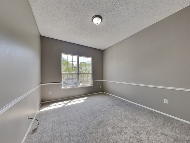 Building Photo - 1735 White Heron Bay Cir