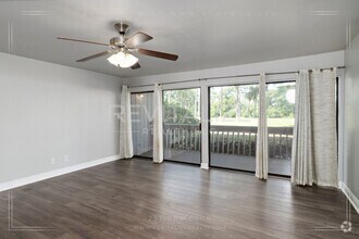 Building Photo - 2 Bedroom/2 Bathroom Condo in Daphne w/Acc...