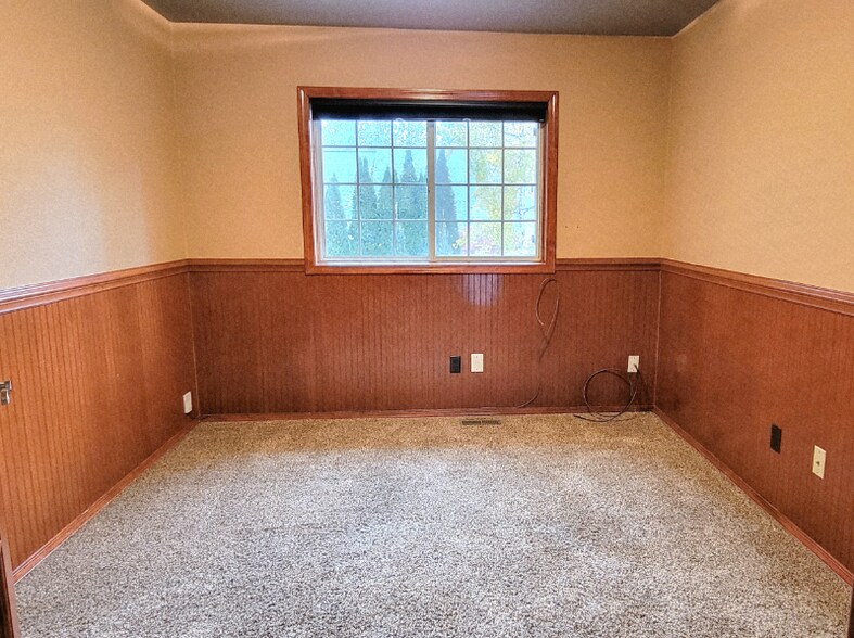 Building Photo - 801 S Riverside Harbor Dr