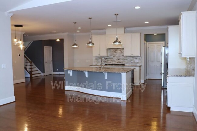 Building Photo - 124 Durban Meadow Dr
