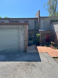 Building Photo - 118 Opp Blvd NE