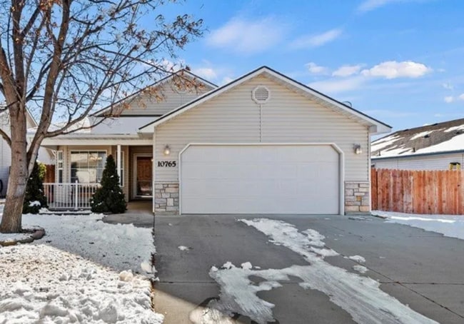 Primary Photo - Great Home in Blackhawk!