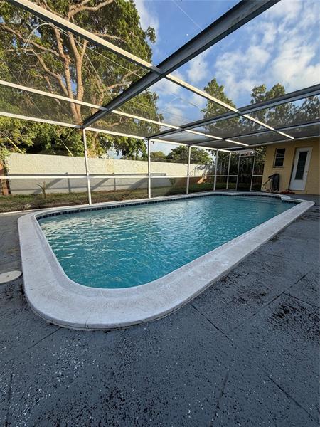 Building Photo - 2290 NW 32nd Terrace