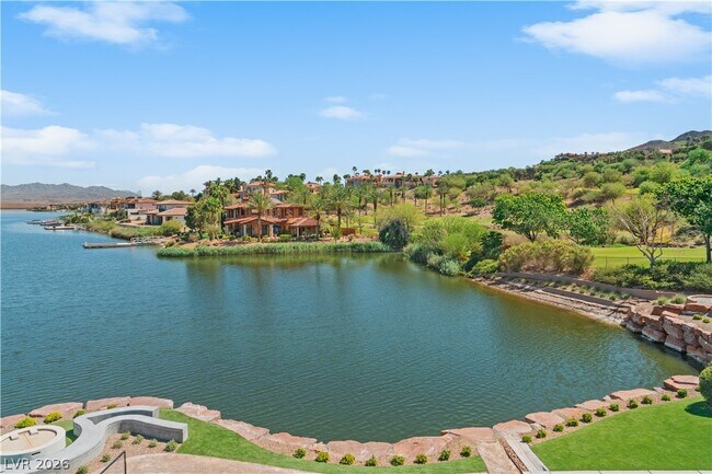 Building Photo - 66 Lakefront Dr