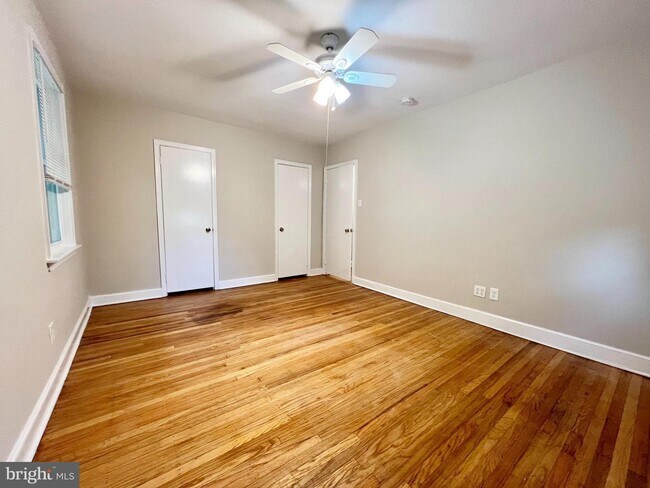 Building Photo - 35 Elberon Ave