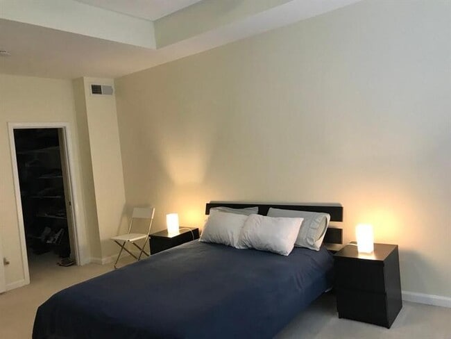 Building Photo - 375 North Highland Avenue Northeast