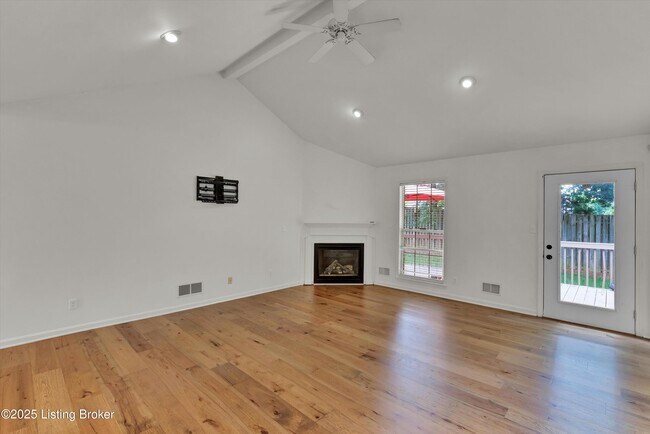 Building Photo - 9816 Calamar Ct