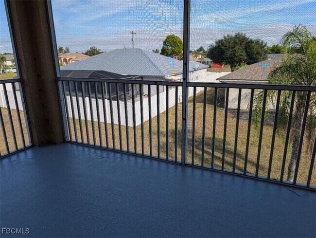 Building Photo - 2933 Santa Barbara Blvd