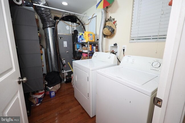 Building Photo - 2237 14th St NE