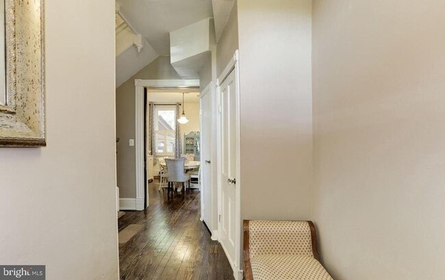 Building Photo - 1932 35th St NW