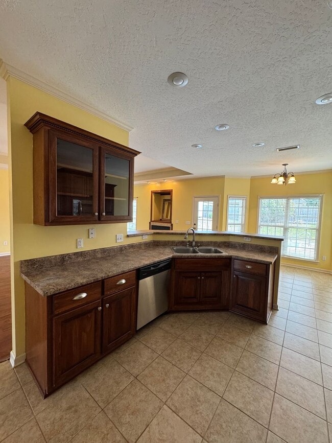 Building Photo - Valley Chase Subdivision!