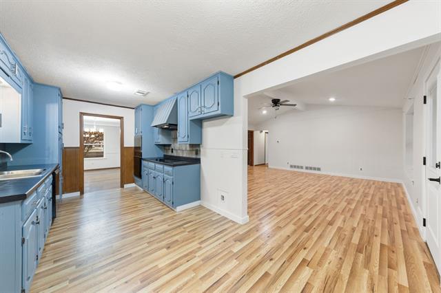 Building Photo - 1136 Bear Creek Rd