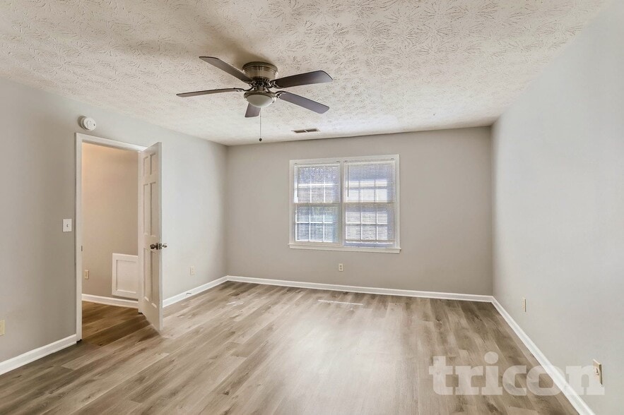 Building Photo - 4809 Glenwhite Dr