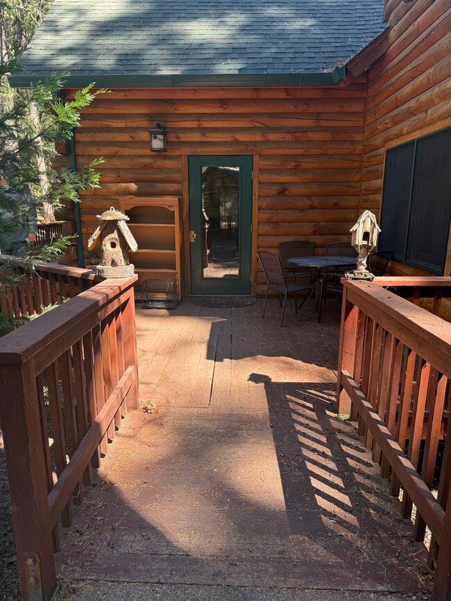 Building Photo - 6072 Guilford Cir