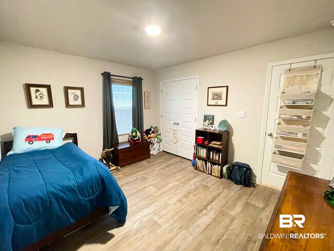 Building Photo - 11198 Elemis Dr