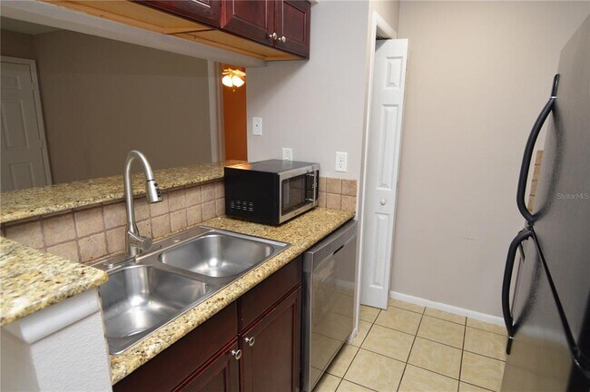 Building Photo - 8653 Fancy Finch Dr