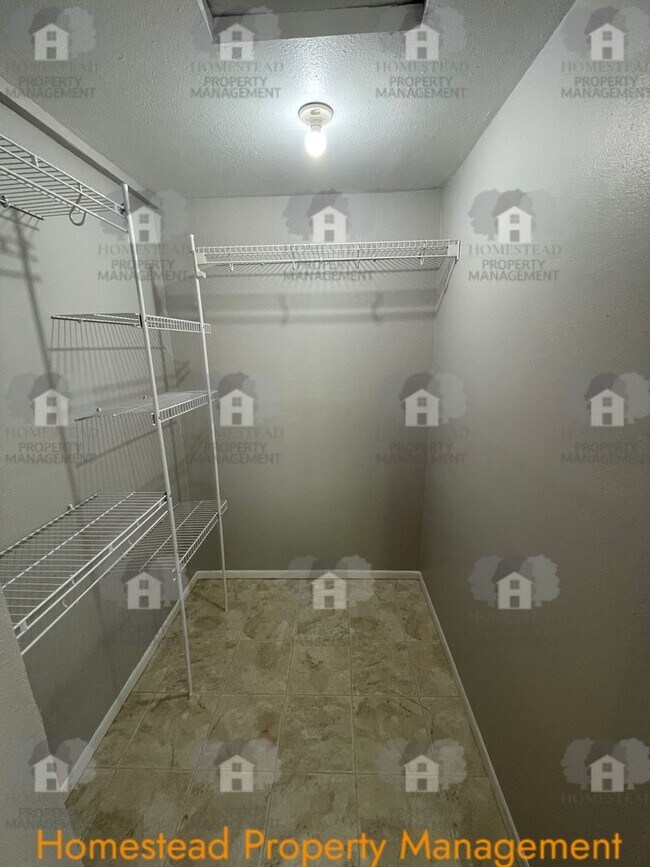 Building Photo - Do you crave some space of your own? We have the home for you!