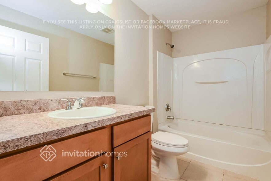 Building Photo - 2621 Fair Oaks Dr