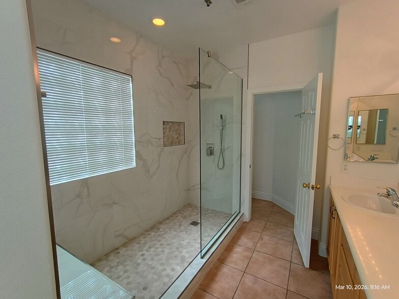 Building Photo - 7918 Mustang Canyon St