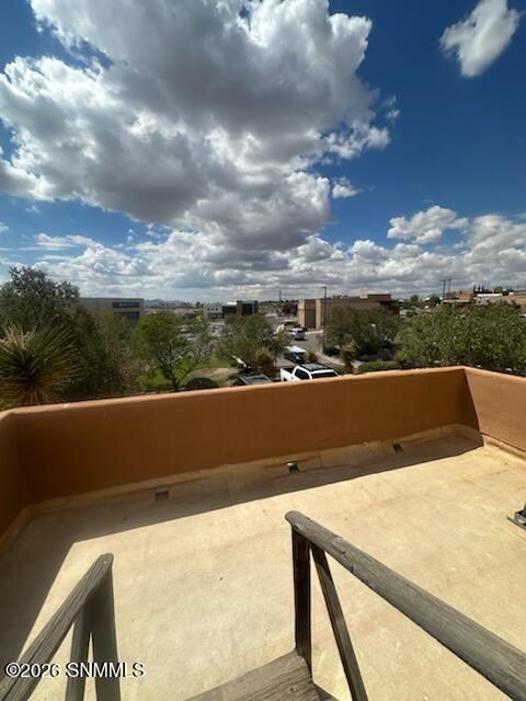 Building Photo - 701 Indian Hollow Rd