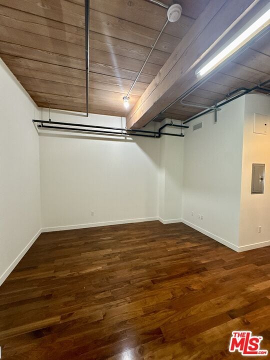 Building Photo - 530 S Hewitt St