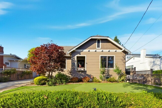 Building Photo - 1212 Mills Ave