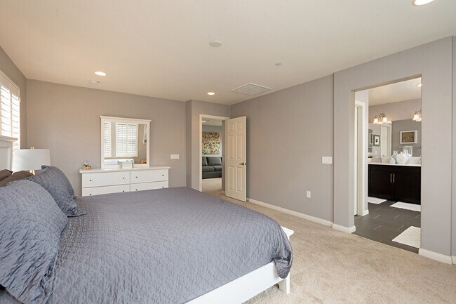 Building Photo - 13234 Cuyamaca Vista Dr